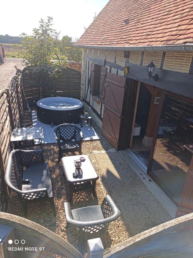 Villa classé 1h30 Paris jusqu'à 6 personnes SPA intérieur et extérieur pleine campagne Ladon Exterior foto